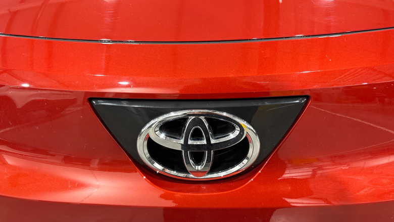 Toyota Aygo X 1.0 VVT-i Edge 5dr Petrol Hatchback